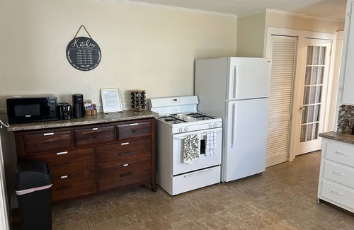 Brunswick Apartment | Charming 1-bedroom apartment in Brunswick with AC, WiFi near Bowdoin College