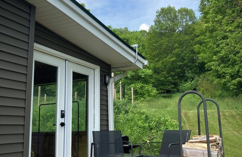 Jericho Apartment | Charming 1-bedroom apartment with AC, WiFi in nature