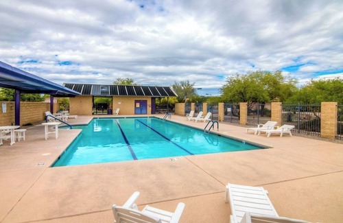 Civano Apartment | Charming 1-bedroom apartment with AC, WiFi in welcoming Civano, Tucson
