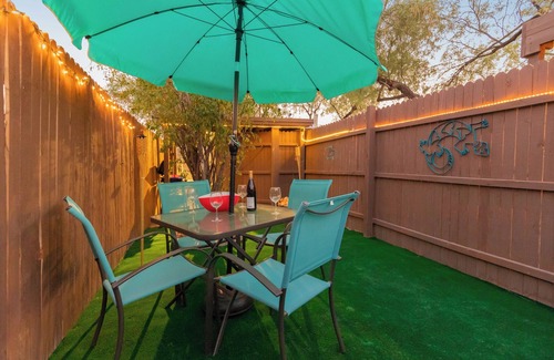 Tucson Cottage | Charming 1-bedroom cottage in a central location with WiFi and private backyard