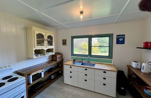 Rydal Cottage | Charming 1 bedroom country cottage in historical town of Rydal.