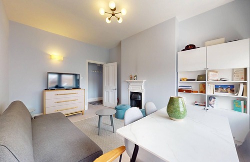 Chelsea Riverside Apartment | Charming 1-Bedroom Flat near Chelsea, 18 Min Walk to South Kensington Station