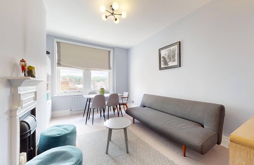 Chelsea Riverside Apartment | Charming 1-Bedroom Flat near Chelsea, 18 Min Walk to South Kensington Station
