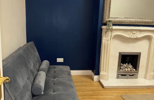 Leicester House | Charming 1-bedroom house in pleasant Thurmaston with WiFi