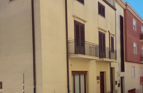 Partanna House | Charming 1-bedroom house and living room whit sofa bed in Partanna with AC, WiFi
