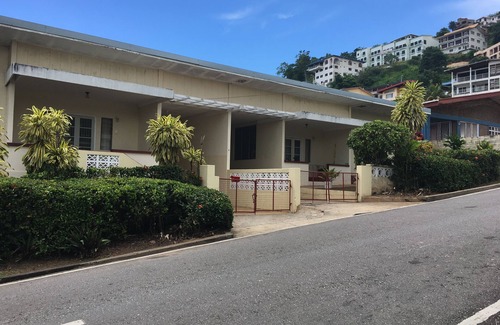 Glencoe House | Charming 1-bedroom house in brilliant Point Cumana, Carenage with AC, Wi-Fi