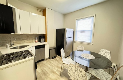 Greenville House | Charming 1-bedroom near Newark Airport