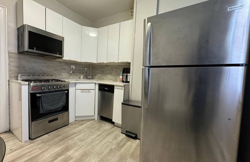 Greenville House | Charming 1-bedroom near Newark Airport