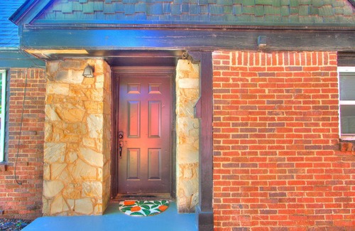 Central Oklahoma City House | Charming 1-bedroom townhome with WiFi, AC in Oklahoma City!