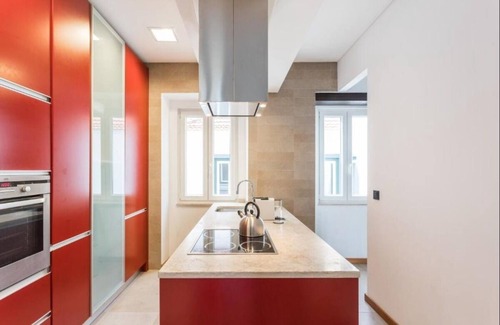 Santa Engracia Villa | Charming 18th-Century Villa with all Amenities Spacious Terrace & Prime Location