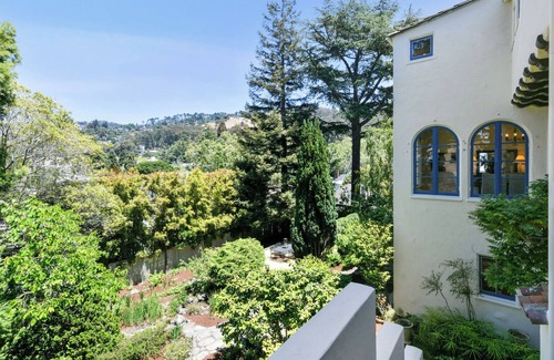 Berkeley House | Charming 1924 unit with garden, modern updates, and serene Berkeley views.