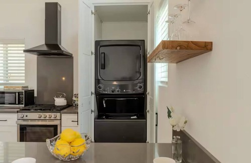 North Hollywood House | Charming 1bd/1b Retreat! W/D, Parking & Cozy Patio