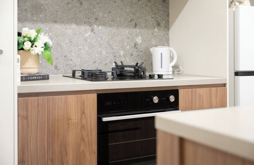 Dickson Apartment | Charming 1BDR Apartment in Dickson with Parking