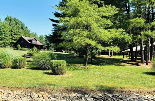 Carrollton Cabin | Charming 2/2, private cabin in adorable Carrollton, close to Amish County 🌸