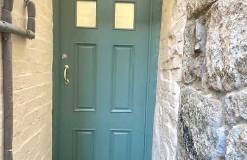 Chysauster House | Charming 2-Bed Artist's Residence Central Penzance