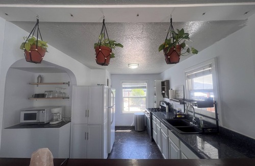 People's Freeway House | Charming 2-bedroom bungalow in Salt Lake City