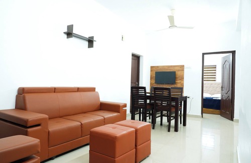 Perumbavoor Apartment | Charming 2-bedroom AC apartment Close to Rajagiri Hospital