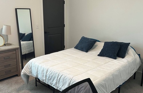 Pooler Apartment | Charming 2-bedroom apartment with AC, fitness room in lovely Pooler