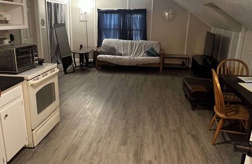 Toledo Apartment | Charming 2-bedroom apartment with WiFi, AC in amazing Toledo