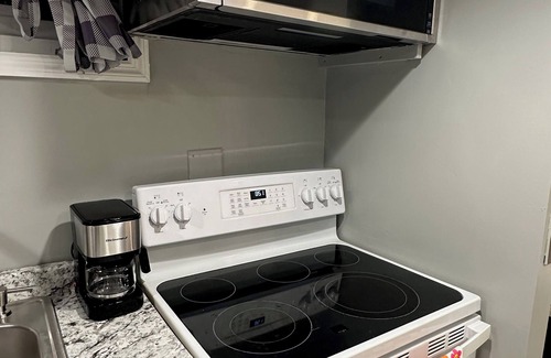 Uniondale Apartment | Charming 2-Bedroom Basement Retreat in Uniondale – AC, WiFi & More!
