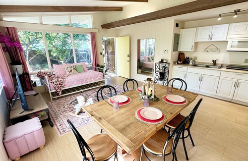 Ewa Beach Cottage | Charming 2-bedroom cottage in enjoyable Ewa Beach with WiFi, AC