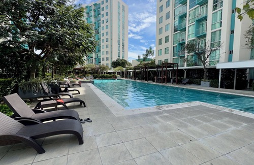 Hatillo Apartment | Charming 2-bedroom condo apartment with WiFi, fitness & pool in San José