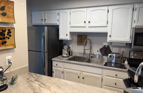 Elkhart Condo | Charming 2-bedroom condo in Elkhart-Great for ND home games-Peaceful Location.