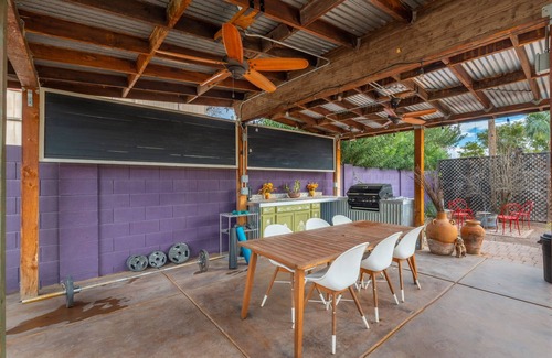 Glendale Cottage | Charming 2-Bedroom Cottage in Glendale with WiFi and AC