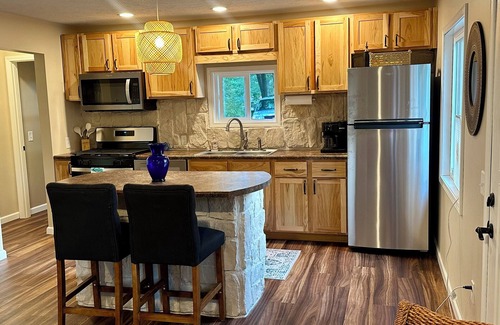 Mecosta Cottage | Charming 2-bedroom cottage with Lake Access to School Section Lake