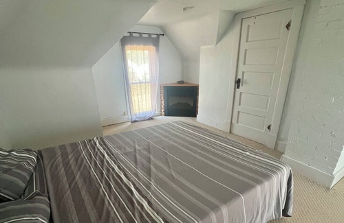 Lucas Cottage | Charming 2-bedroom cottage in Lucas