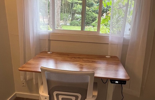 Central Area Cottage | Charming 2-bedroom cottage in the heart of Salem
