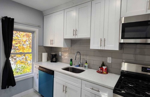 Teaneck House | Charming 2-bedroom house in Teaneck with AC, WiFi. Enjoy your stay