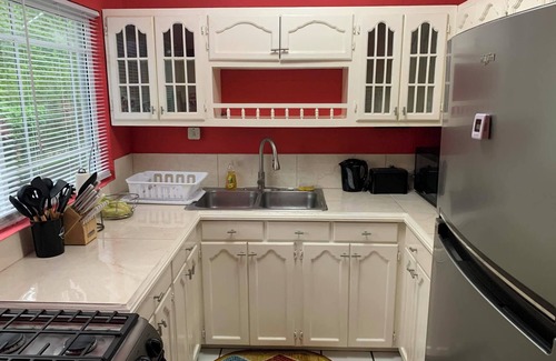 West Gate Hills Apartment | Charming 2-bedroom apartment in wonderful Montego Bay with WiFi, AC