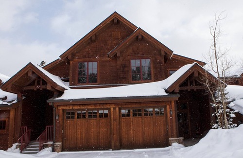 Breckenridge Condo | Charming 2 Bedroom Townhome