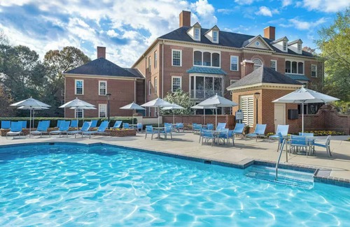 Williamsburg Villa | Charming 2-bedroom villa with WiFi, AC in phenomenal Williamsburg