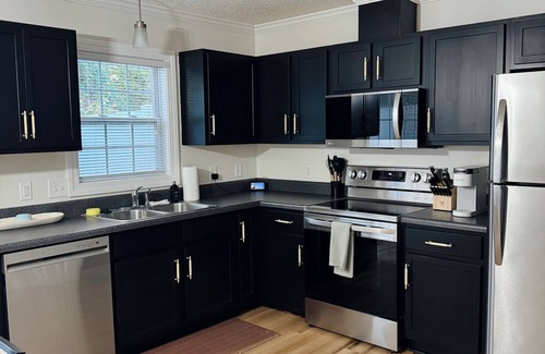 Winterville House | Charming 2-bedroom townhome in Winterville - 9 mins to ECU!