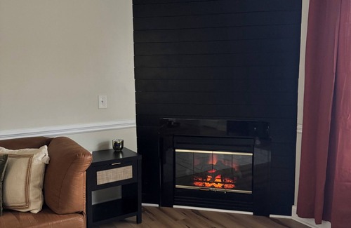 Winterville House | Charming 2-bedroom townhome in Winterville - 9 mins to ECU!