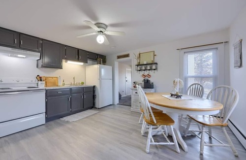 Ephrata House | Charming 2 bedroom w/Firepit and Outdoor Space