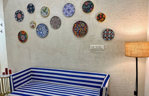 Bambolim Apartment | Charming 2BHK apartment with WiFi, AC in Bambolim, Near the Beach & Grand Hyatt