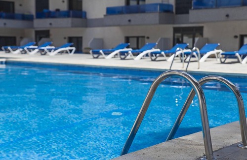 Platja d'Aro Apartment | Charming 2BR Apt with Pool, 150m from Beach, A/C, Free WiFi, Parking Available