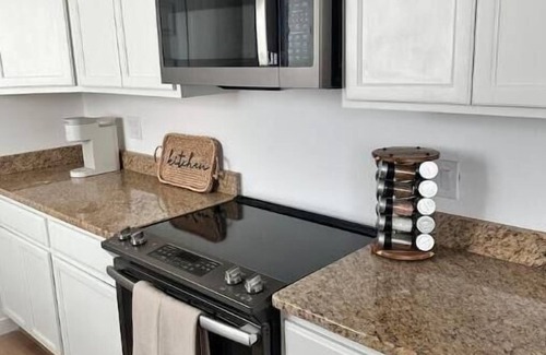 Menlo Park House | Charming 2BR - Heart of Tucson