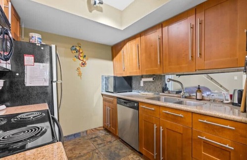 Casa Amigos Condo | Charming 2BR Retreat in Prime Scottsdale Location