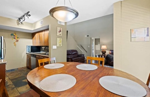 Casa Amigos Condo | Charming 2BR Retreat in Prime Scottsdale Location