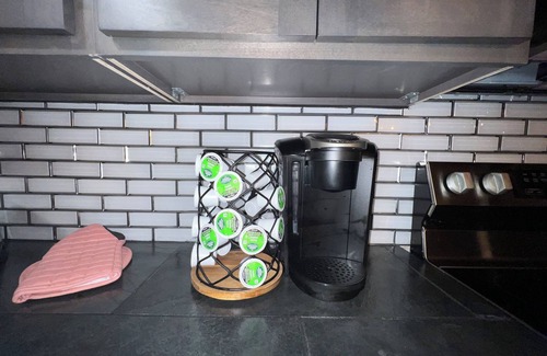 Town of Aurelius House | Charming 3-Apt in a house in fabulous Auburn with AC, WiFi.