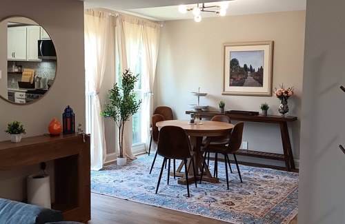 Gaithersburg Apartment | Charming 3-bed/2-bath apartment with AC, WiFi, near Washington DC & Seneca Park