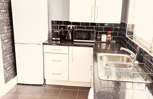 Birmingham House | Charming 3-bed Holiday House in Birmingham