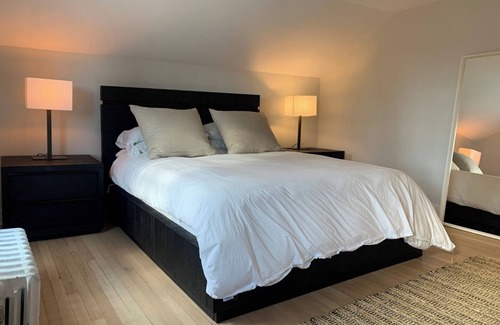 Great Barrington Other | Charming 3-bedroom chic farmhouse within walking distance of great barrington