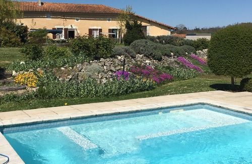 Saint-Quentin-de-Chalais House | Charming 3-bedroom house, wi-fi and pool. Disconnect in beautiful countryside.