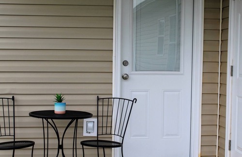 Warner Robins House | Charming 3-bedroom house with WiFi, AC in lovely Warner Robins