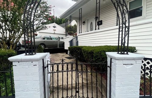 Silver Lake House | Charming 3-bedroom, 2-story home in fabulous Providence. Yin/Yang Harmony Home